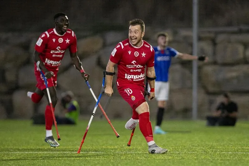 Futbolowa pasja: odkryj fascynujące historie w nowej książce o futbolu