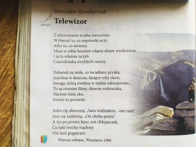 Kiedy grochowiak spotyka telewizor – wierszowa opowieść o codzienności