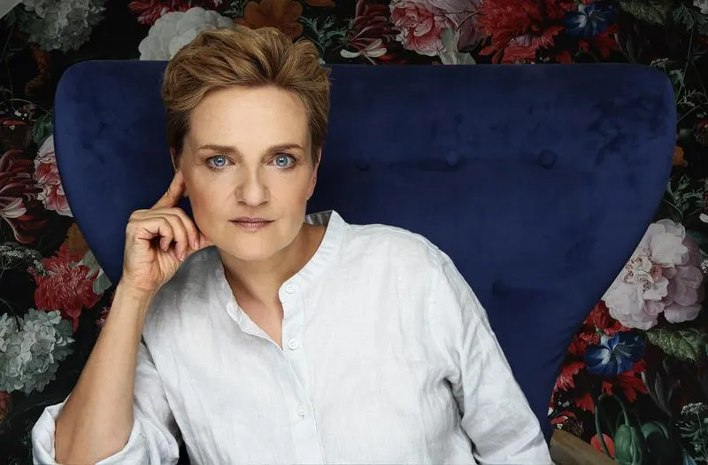 Odkryj Magię Wierszy Natalii De Barbaro: Emocje Ujęte w Słowach