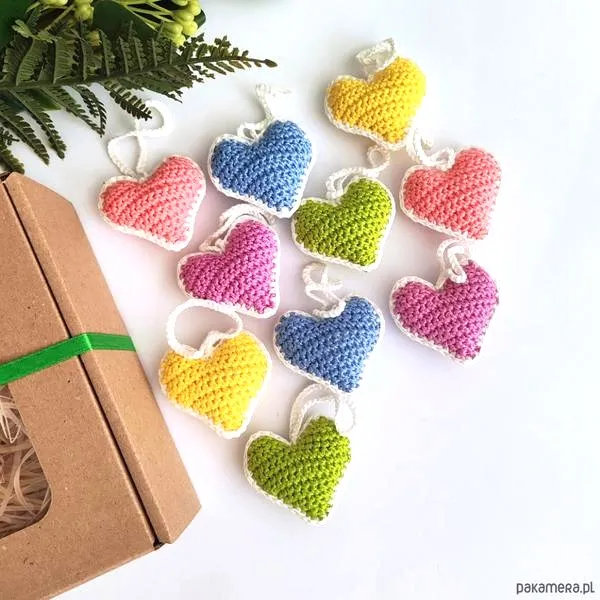 Wiosenne serca: Wiersze o miłości i urokach przyrody