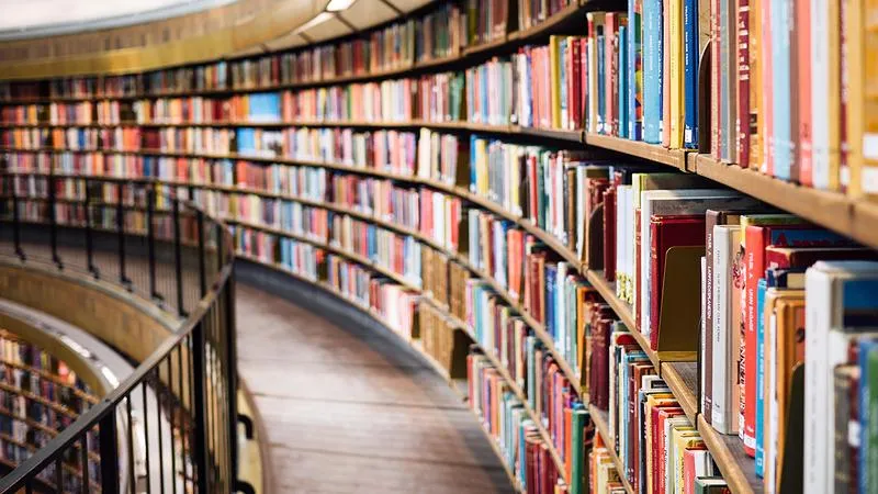 Zasady przyjmowania darów w bibliotekach